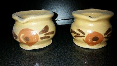 2 ancienne petite verseuse ceramique objet de