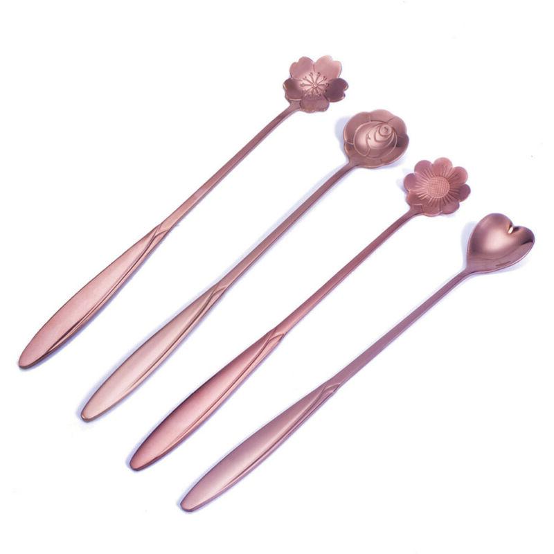 3 cuilleres a melanger de la vaisselle