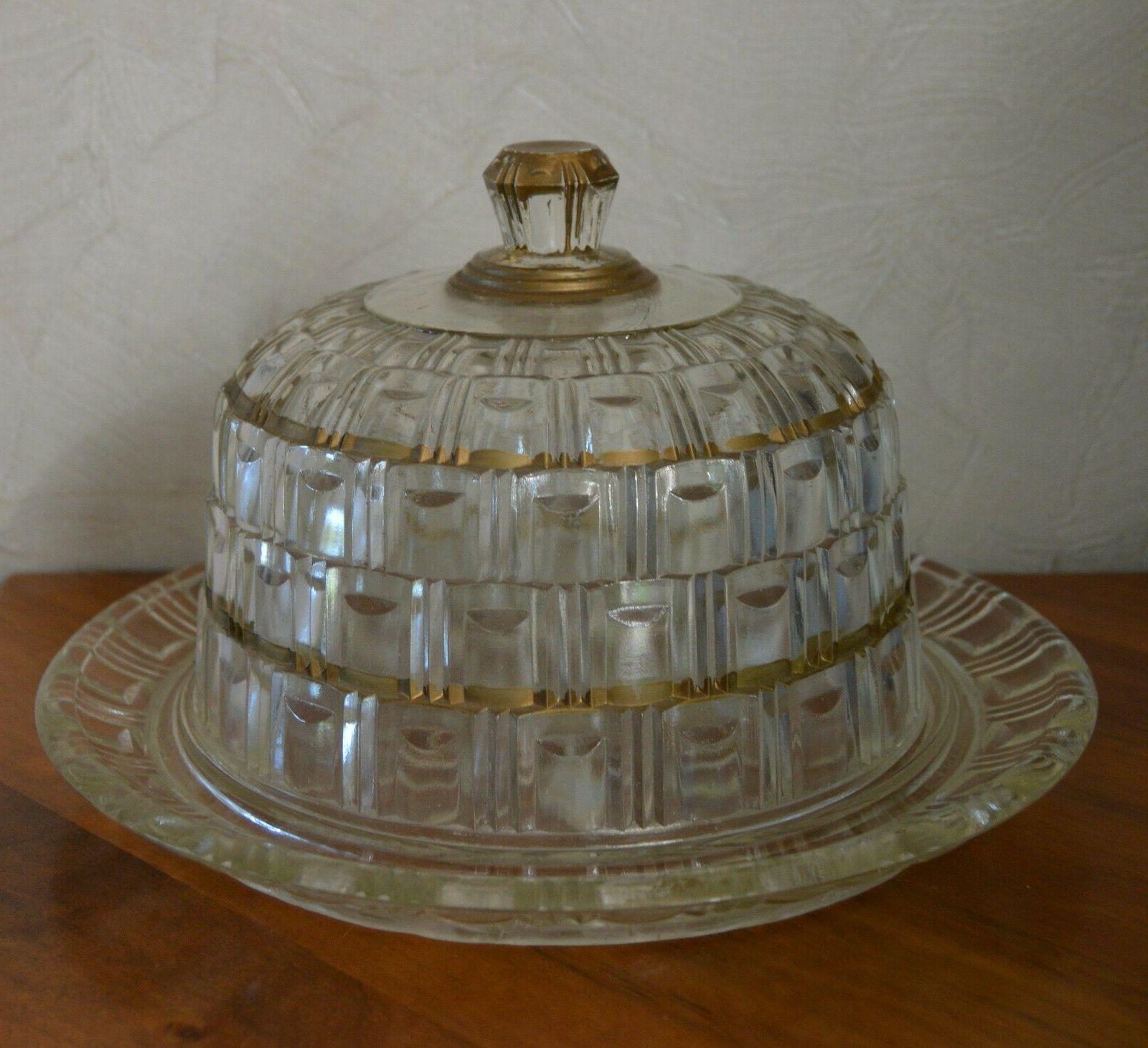 ancienne cloche a fromage en verre avec