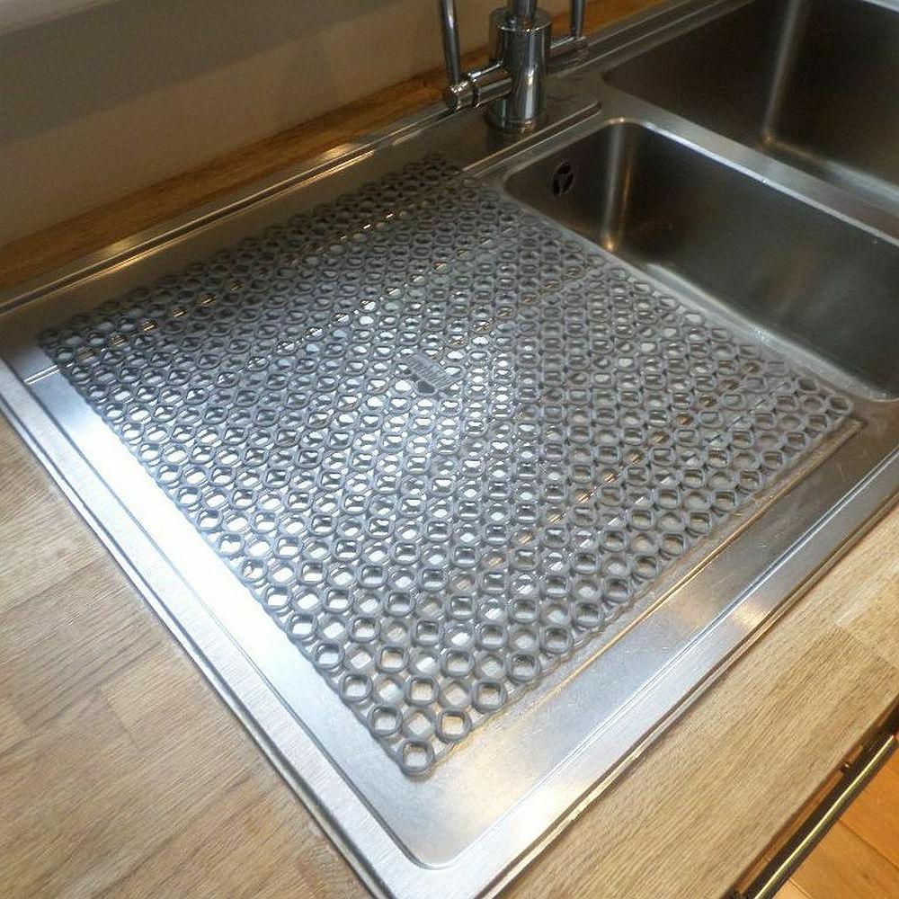 evier cuisine plan de travail vaisselle verres