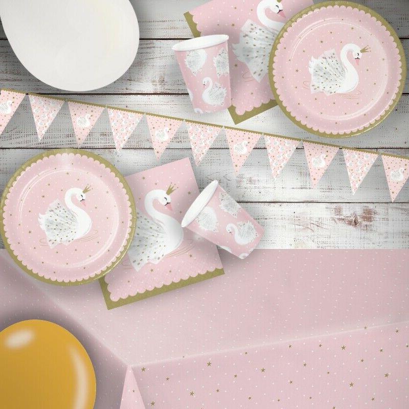 style cygne fete vaisselle decorations and ballons
