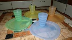 Tupperware Lot de 4 AssietteS+ 4 Verres  Pique-Nique