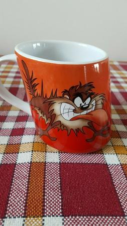 MUG ANNIV 1 AN DEJA CA DECOIFFE !! AVEC TAZ EN DECO