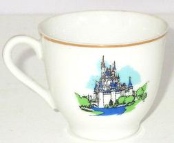 Walt Disney Productions Ch&acirc;teau Japon Enfant Chine Th&eacute; Caf